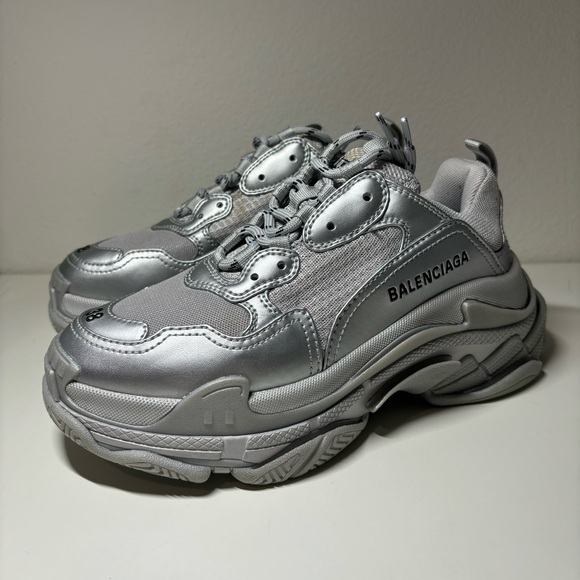 NEW BALENCIAGA Triple S Grey Silver Womens Size